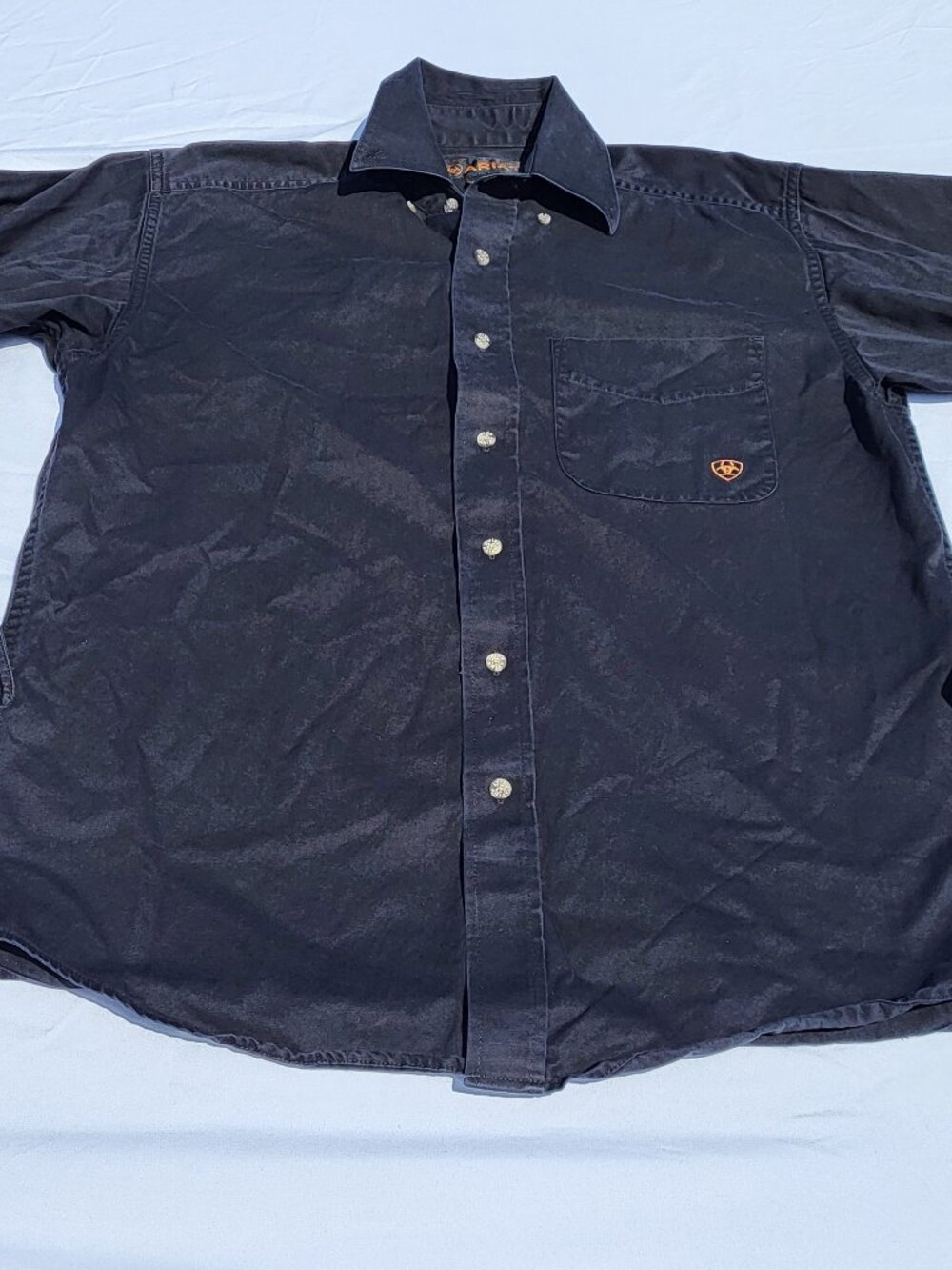 Ariat Shirt Mens Small Black Long Sleeve Button Down Classic Preppy Outdoor Logo
